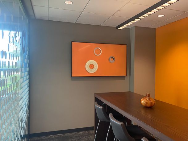 TV in working station